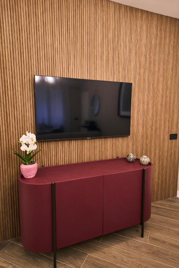 Luxury & Central Apartment Milan Exterior photo
