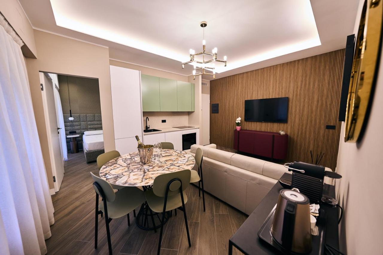 Luxury & Central Apartment Milan Exterior photo